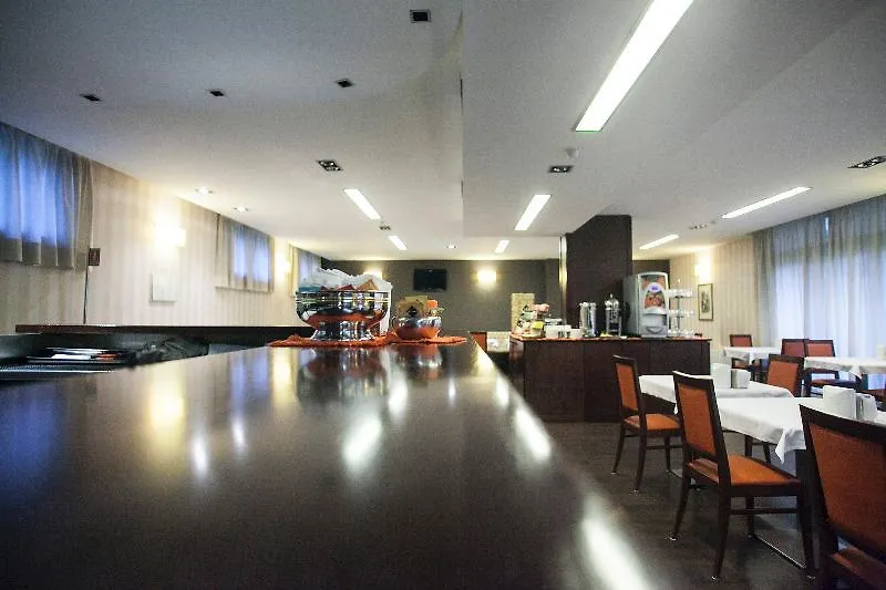 Hotel 2C Legnano 3*,  Italy