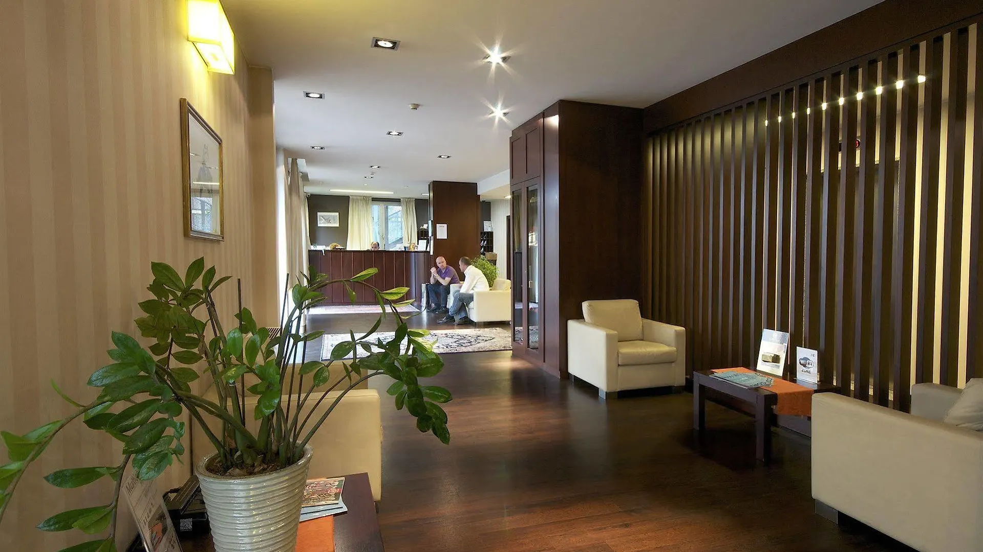 ***  Hotel 2C Legnano Italy