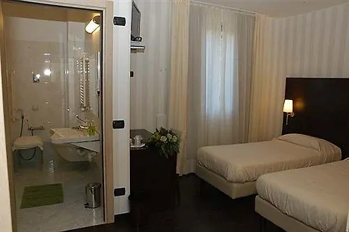 Hotel 2C Legnano Italy