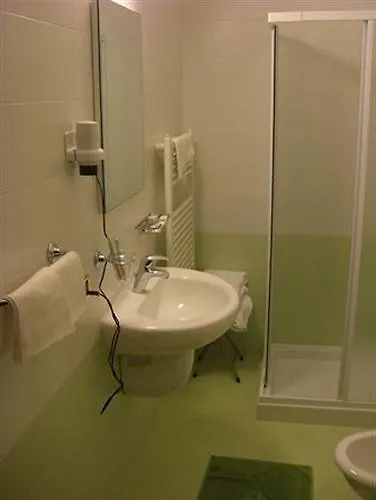 Hotel 2C Legnano 3*,